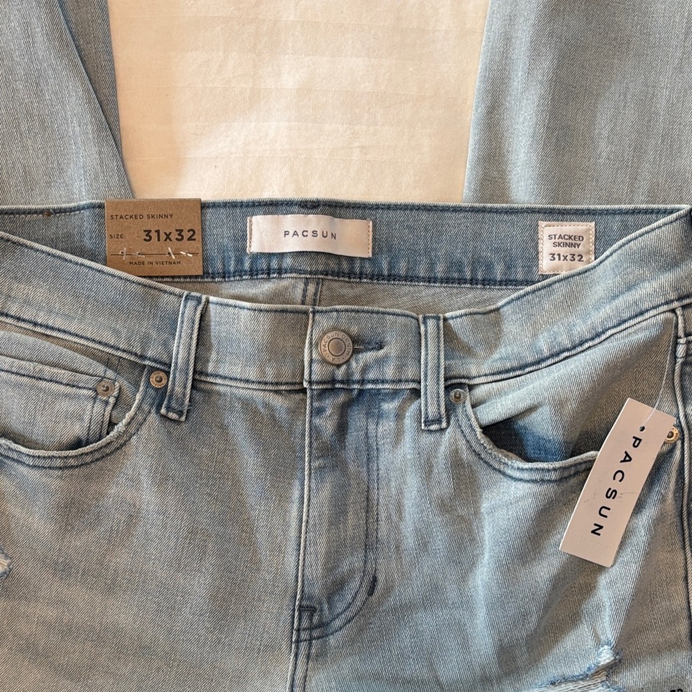 PacSun Light Wash Men’s Skinny Jeans